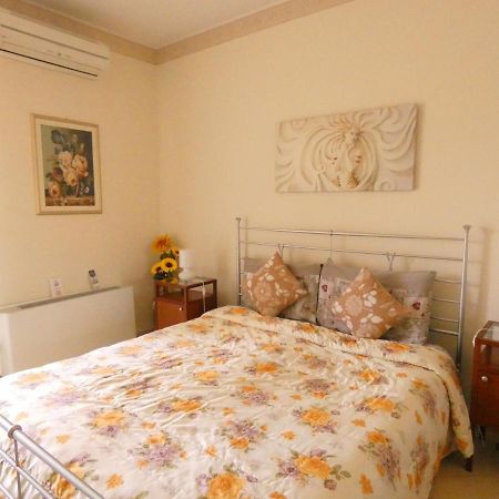 Villa Magnolia B&B Таорміна Екстер'єр фото