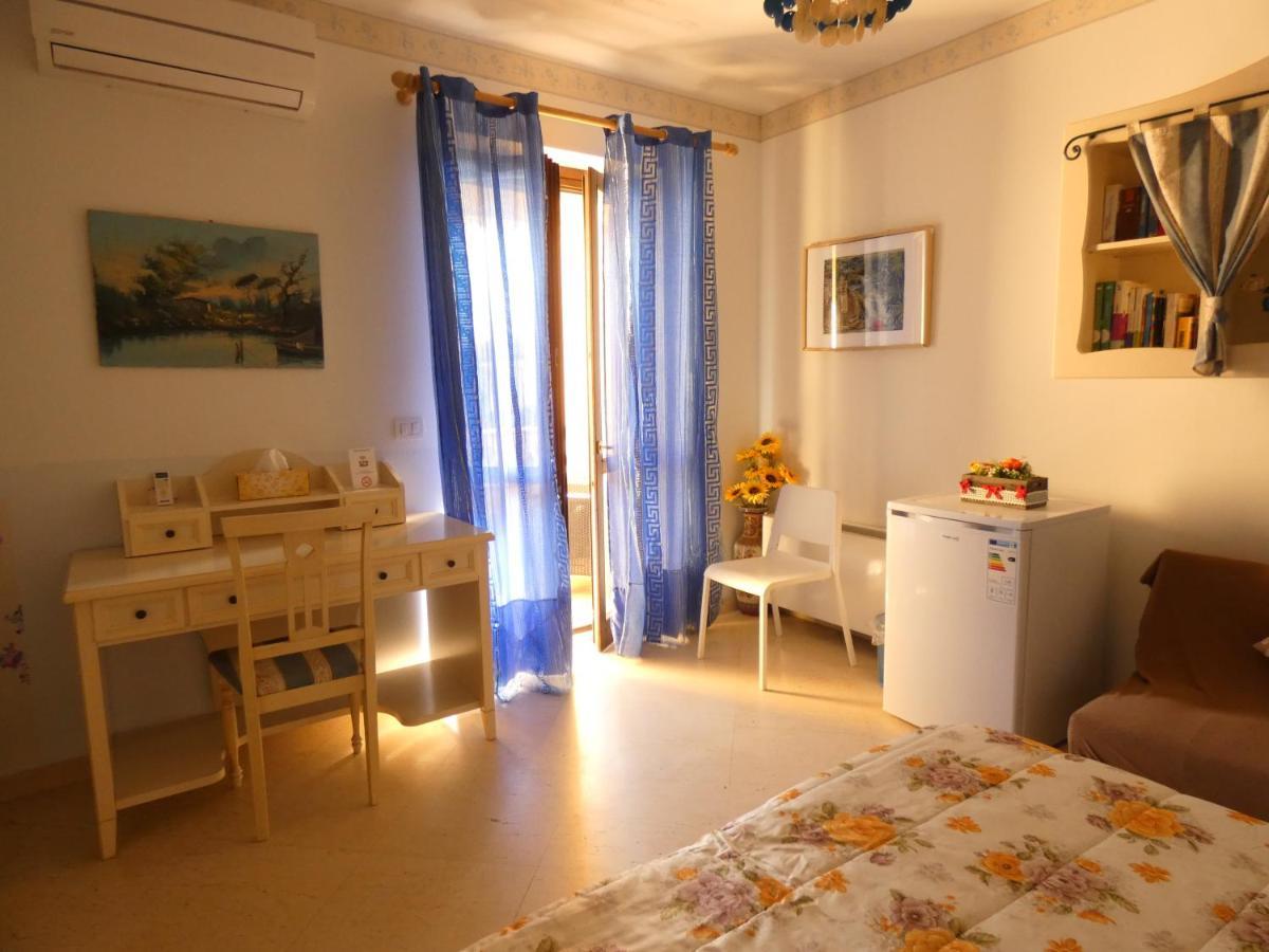 Villa Magnolia B&B Таорміна Екстер'єр фото